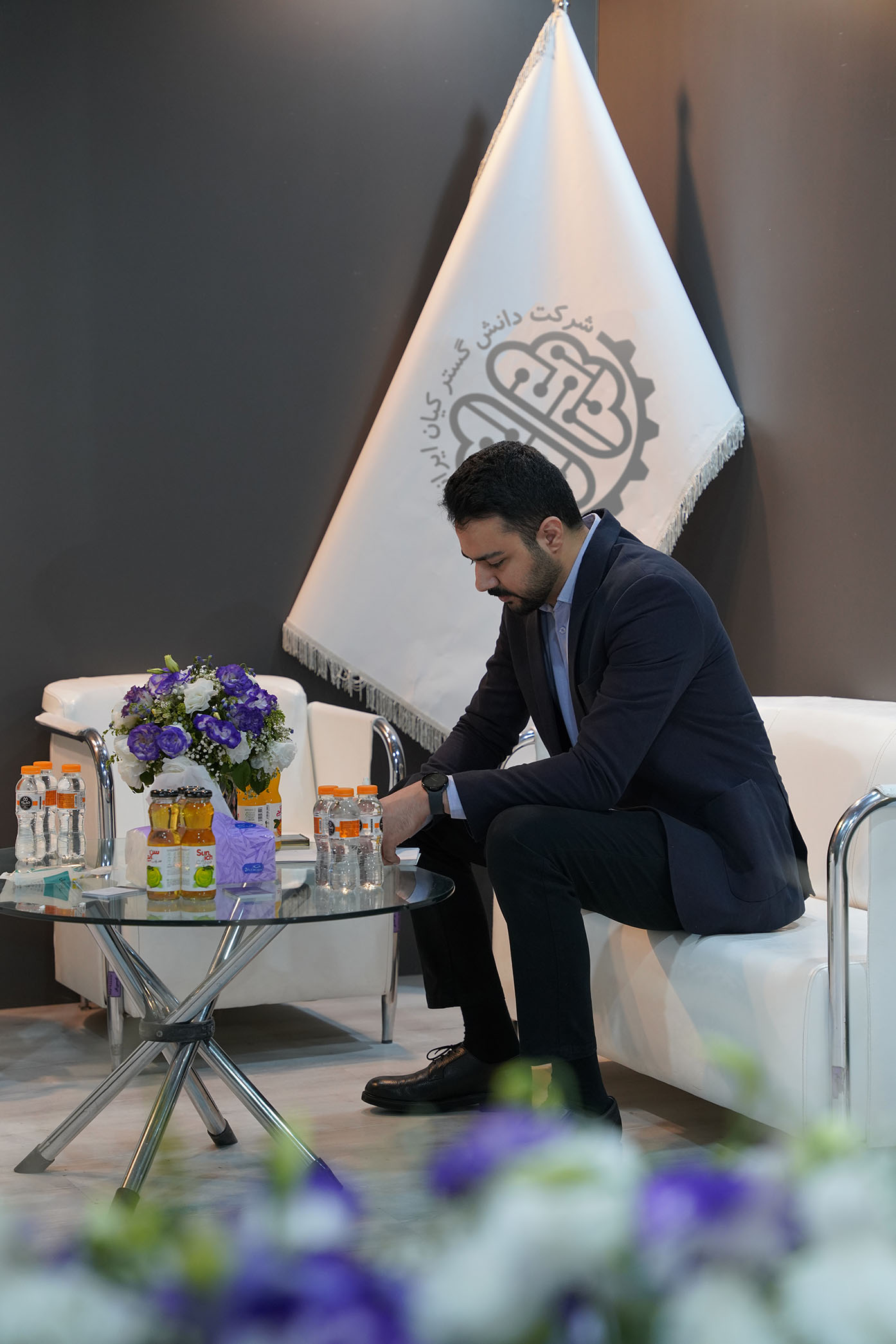 حضور شرکت دانش گستر کیان ایرانیان در نمایشگاه ایرانهلث ۲۰۲۴ حضور سینا ذبیحی (دکتر سینا ذبیحی) در نمایشگاه بینالمللی ایرانهلث ۲۰۲۴ بههمراه شرکت دانش گستر کیان ایرانیان | Presence of Sina Zabihi (Dr. Sina Zabihi) at Iran Health 2024 International Exhibition with Danesh Gostar Kian Iranian Company – Photo 2