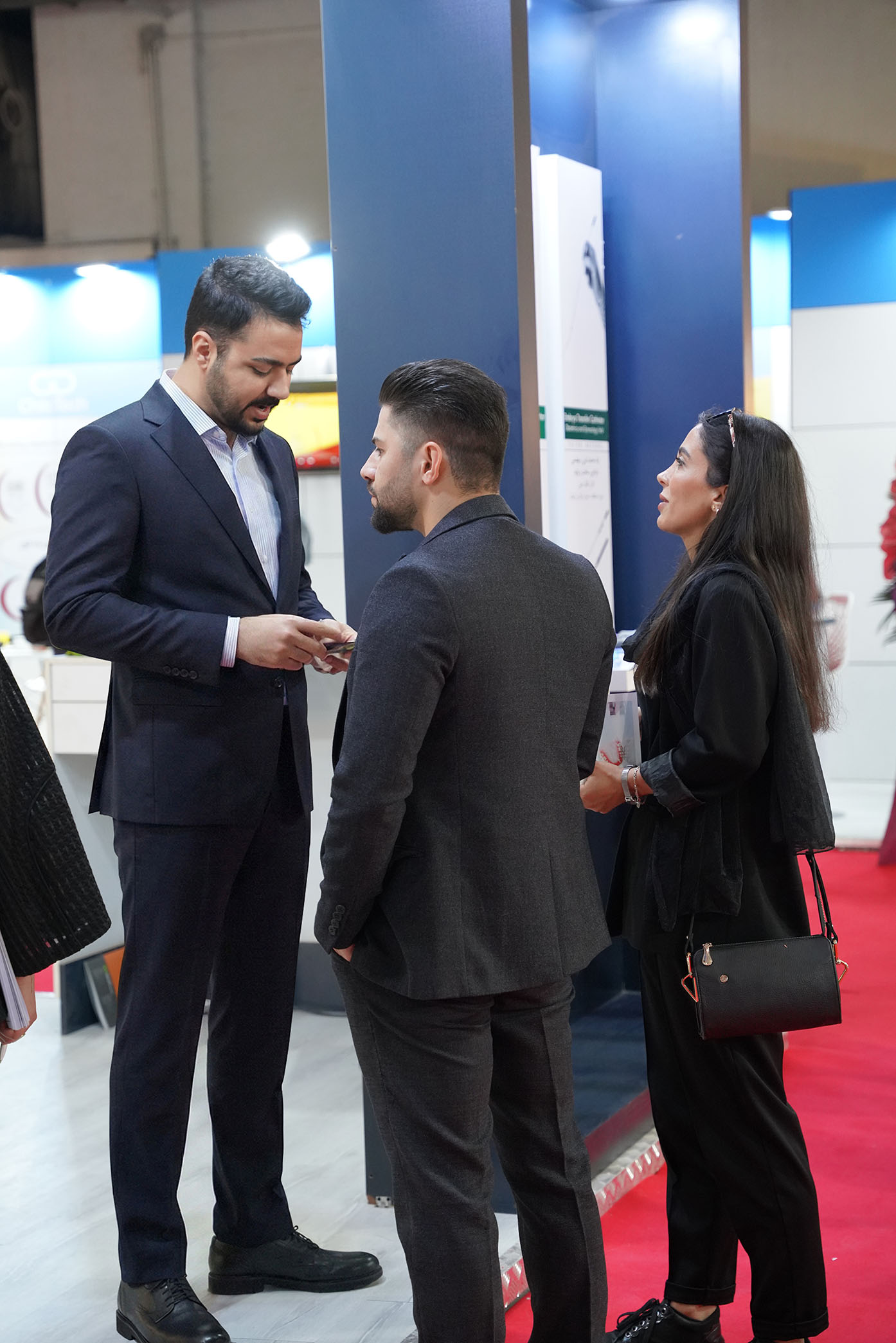 حضور شرکت دانش گستر کیان ایرانیان در نمایشگاه ایرانهلث ۲۰۲۴ حضور سینا ذبیحی (دکتر سینا ذبیحی) در نمایشگاه بینالمللی ایرانهلث ۲۰۲۴ بههمراه شرکت دانش گستر کیان ایرانیان | Presence of Sina Zabihi (Dr. Sina Zabihi) at Iran Health 2024 International Exhibition with Danesh Gostar Kian Iranian Company – Photo 4